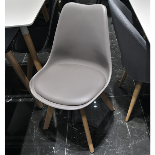 Комплект из 4-х стульев Eames Bon латте от Bradexhome