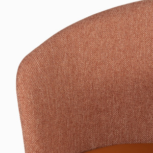 Обеденный стул Embrace с подлокотниками