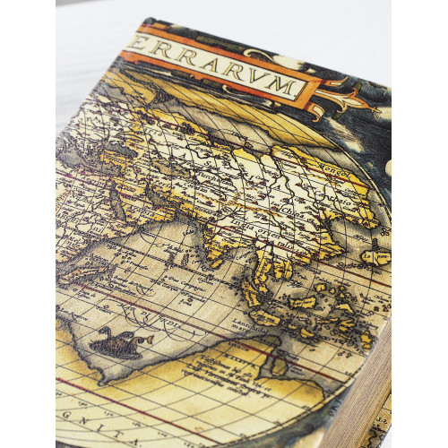 Шкатулка в виде книги 21х8х29см 